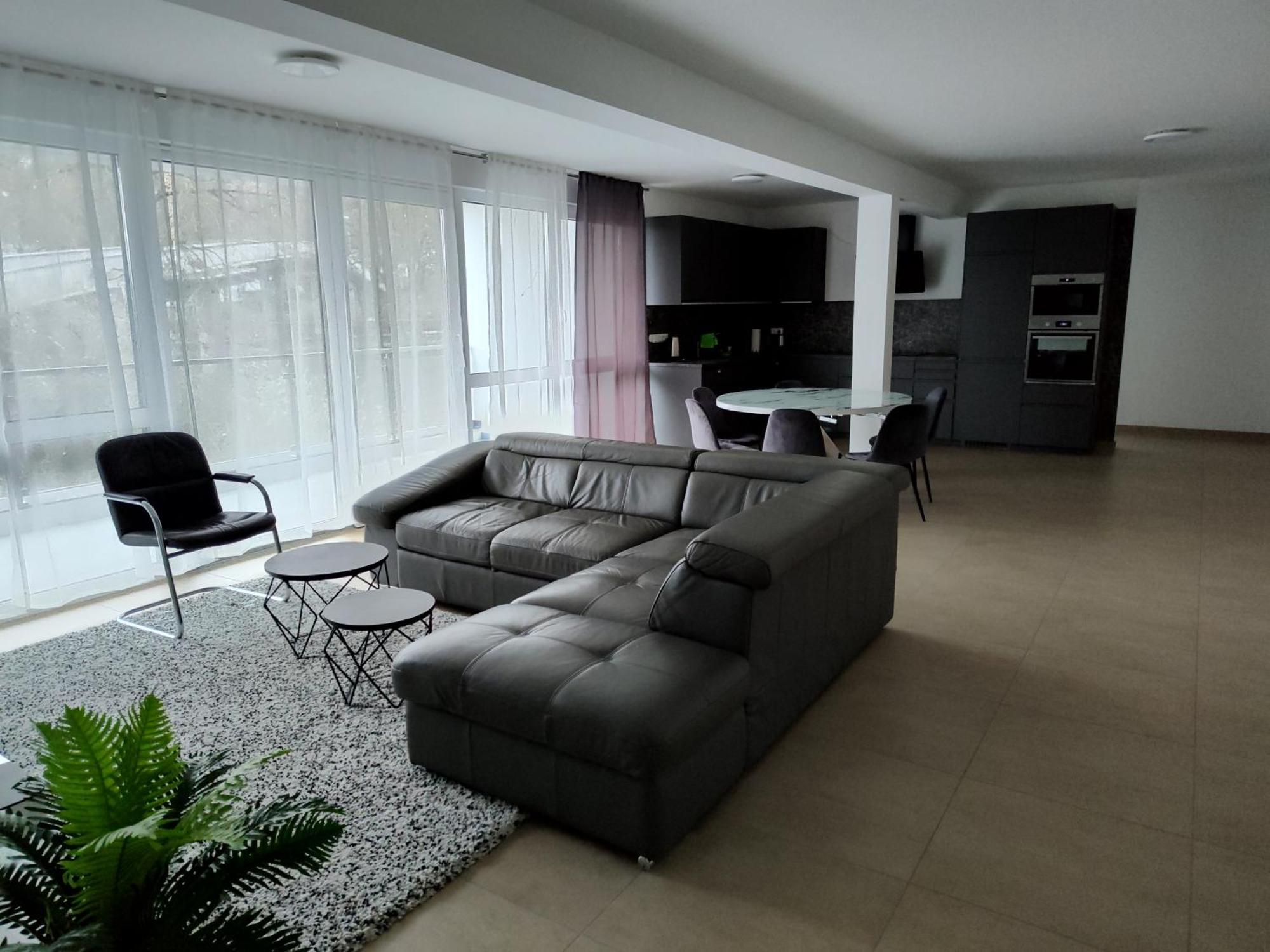 Hotel Valley Of Business Frankfurt-Airport - Grey Label Penthouse Hofheim am Taunus Esterno foto